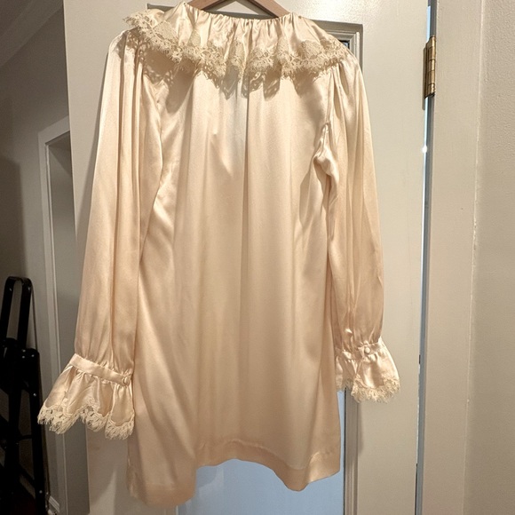 Doen Silk Satin Dress, size XS but Fits Small - Picture 2 of 4